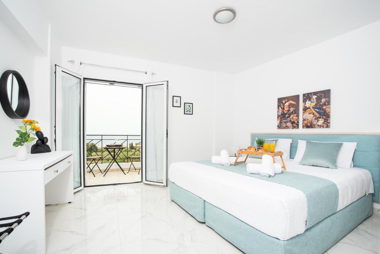 Athinais Suites 헐소니소스 외부 사진