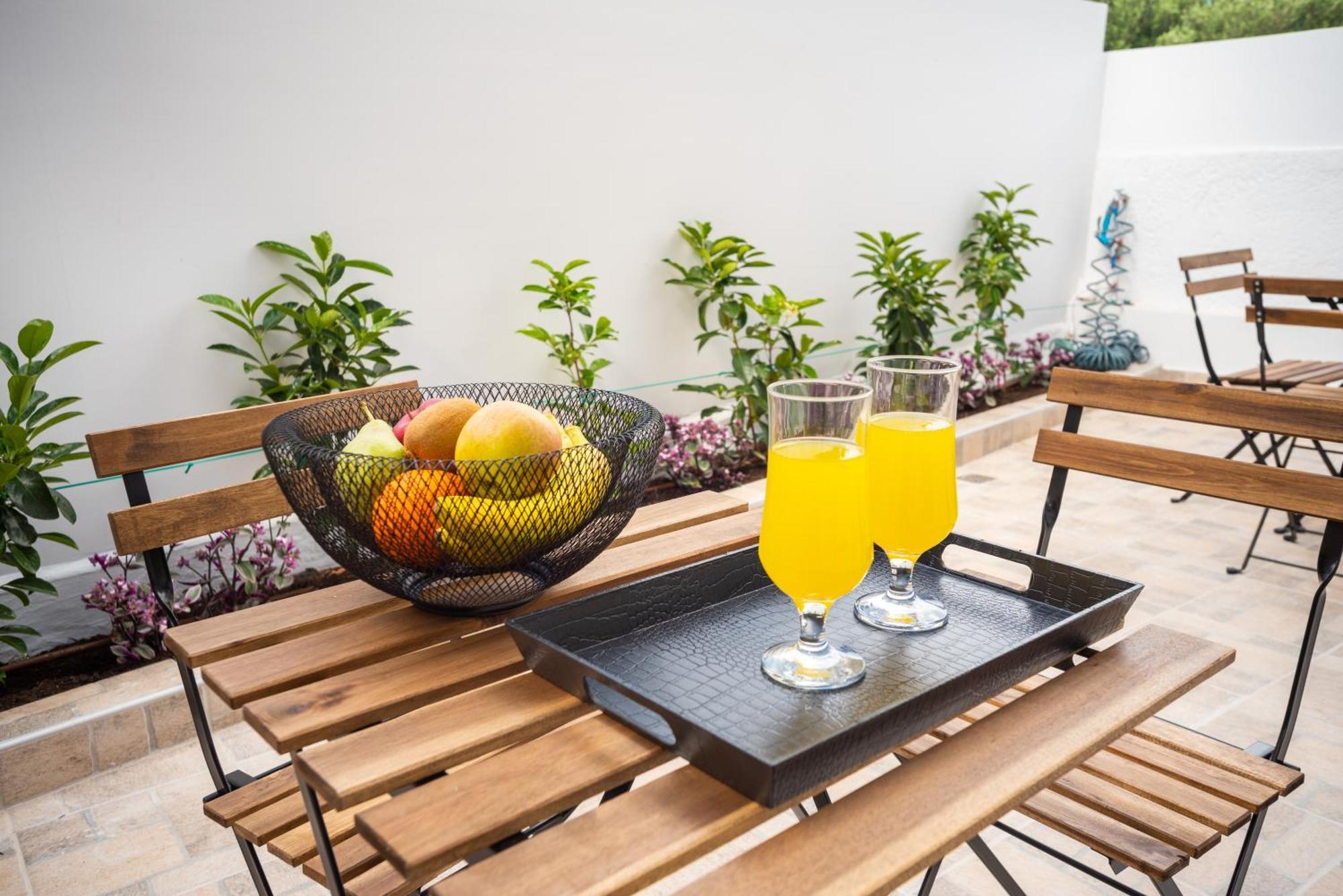 Athinais Suites 헐소니소스 외부 사진
